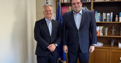 Η αξιοποίηση δημόσιας περιουσίας και αναπτυξιακά έργα στο επίκεντρο της συνάντησης του Περιφερειάρχη Πελοποννήσου με τον Υπουργό Εθνικής Οικονομίας και Οικονομικών