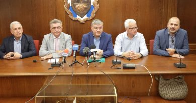 Συμφωνία – σταθμός για την διαχείριση των ανακυκλώσιμων απορριμμάτων. Ποια είναι η διαδικασία, τι κερδίζουν οι Δήμοι