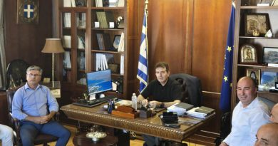 Στην Π.Ε. Κορινθίας ο Υπουργός Προστασίας του Πολίτη | Δίωρη σύσκεψη για την ασφάλεια και την ενίσχυση της ΕΛ.ΑΣ.