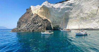 Διακοπές με σκάφος στη Μήλο – Τι να προσέξετε και τι να επισκεφθείτε κατά τη διαμονή σας